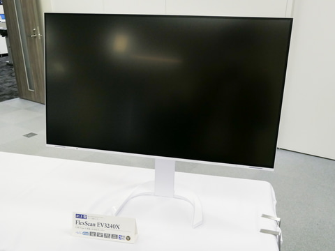 EIZO、デザイン一新のビジネス用4Kモニター「FlexScan」2モデル
