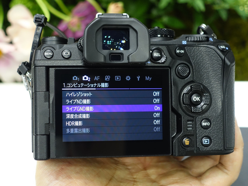 CP+2024】最新の超望遠ズームレンズが並ぶOM SYSTEMブース…OM-1 Mark