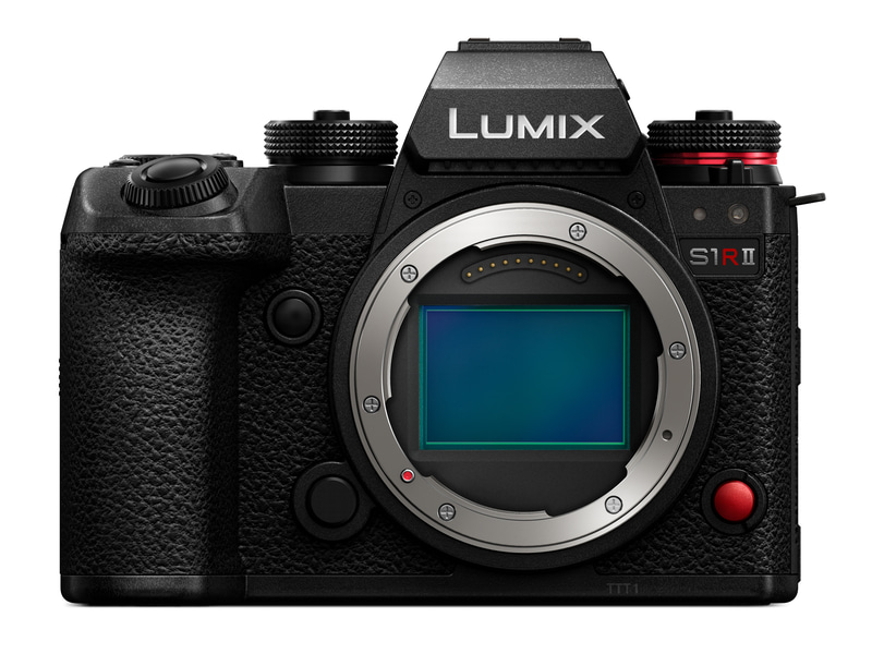 パナソニック、新開発の4,430万画素裏面照射型CMOSを搭載した「LUMIX
