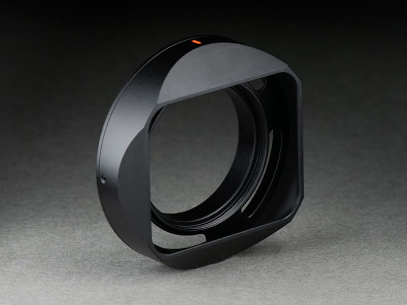 富士フイルム「XF23mmF2.8 R WR」などに対応したアルミ製角型フード