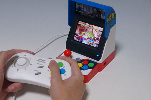 あの頃の僕らの100メガショック！「NEOGEO mini」開封レポート - GAME