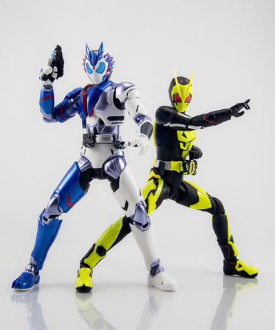S.H.Figuarts 仮面ライダーバルカン シューティングウルフ」撮りおろし