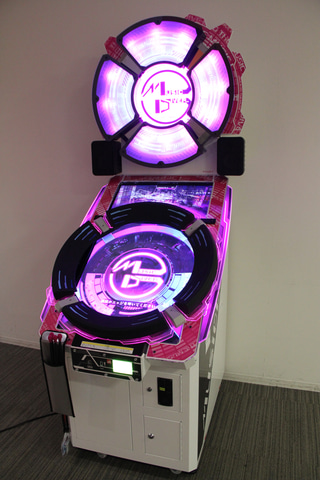 タイトーの新作音ゲー「MUSIC DIVER」先行体験レポート - GAME Watch