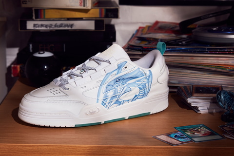 遊戯王」とadidasがコラボ！ ブラック・マジシャンや青眼の白龍
