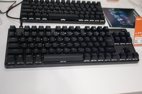 TGS2022】SteelSeriesの最新ゲーミングキーボード「Apex 9」を試し打ち