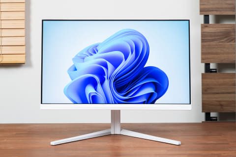 女性にもおすすめ！ Philipsの白いゲーミングモニター「EVNIA