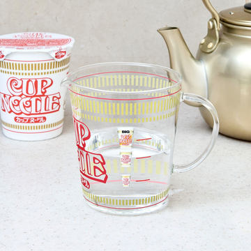 5回かつ10万円以上の大量注文で必ずもらえる「大型電気ポット『カップ