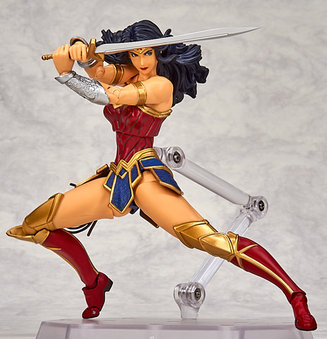 可動ギミックを紹介！ 海洋堂、「アメイジング・ヤマグチ ワンダー