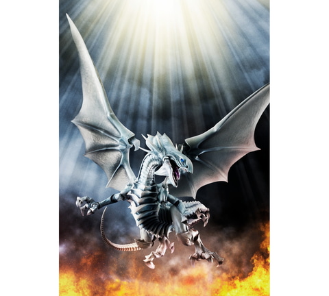 遊戯王」でおなじみ「ブルーアイズ・ホワイト・ドラゴン」のフィギュア