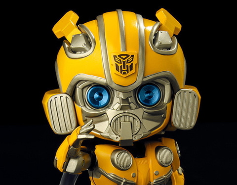 トランスフォーマー」シリーズでおなじみオプティマスプライムと