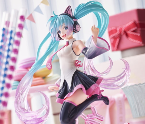 猫耳姿のミクさん！ 「初音ミク」の新たなプライズフィギュアが公開