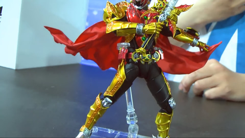 仮面ライダーキバ エンペラーフォーム」が真骨彫製法でフィギュア化！6