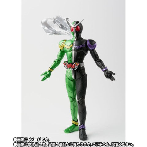 S.H.Figuarts「仮面ライダーW サイクロンジョーカー（真骨彫製法）」と