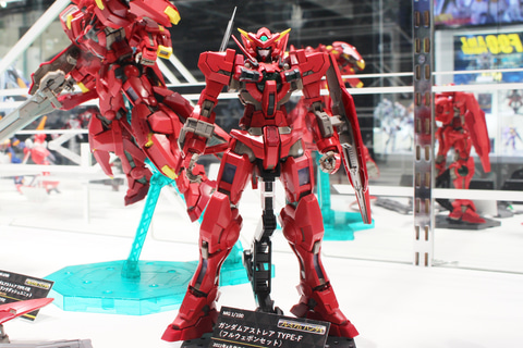 特別企画】【ガンダムベース撮り下ろし】深紅のアストレアがMGに