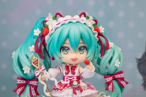 ワンホビG】華やかな衣装は“15周年”ならでは！ 初音ミクの15周年記念