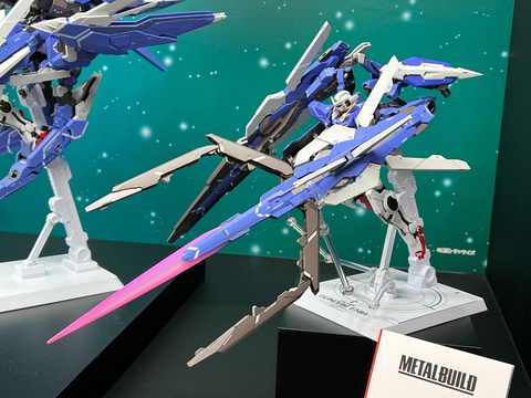 魂ネイション】「ガンダム00」よりガンダムエクシアとドッキングする