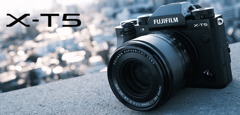 富士フイルム、ミラーレス一眼「FUJIFILM X-T5」の予約受付を開始