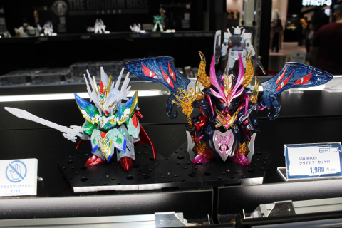 特別企画】【ガンダムベース撮り下ろし】「SDW HEROES クリアカラー