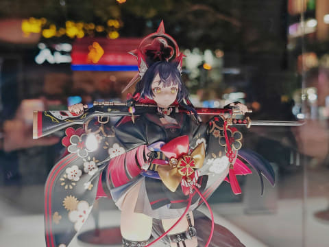 ネオンマックスの「ブルアカ」フィギュア「ワカモ」のデコマスが東京