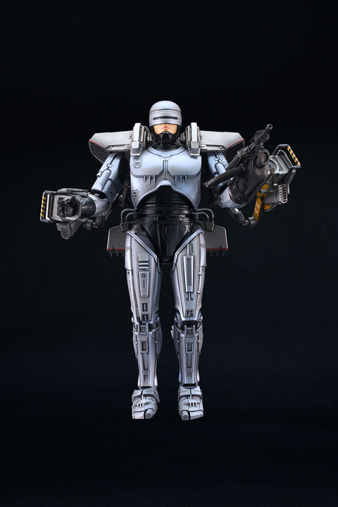 ロボコップ」がMODEROIDからプラモデル化！ 「オート9」取り出し