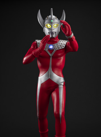 全高約400mmのビッグスケールで立体化。「Ultimate Article