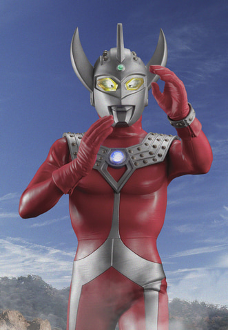 全高約400mmのビッグスケールで立体化。「Ultimate Article