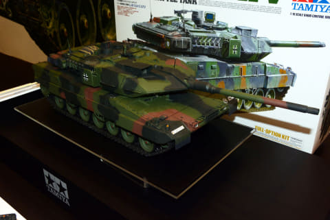 会場にとどろくエンジンの咆吼！ タミヤ「1/16RC ドイツ連邦軍主力戦車