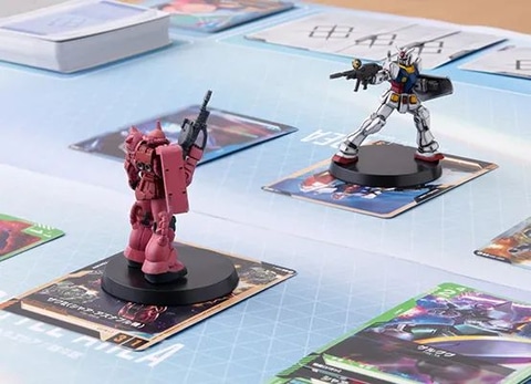 ガンダムカードゲーム」より「スタートデッキ」4種＆「ガンダム