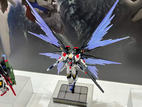 ガンダムSEED FREEDOM」より「HG ストライクフリーダムガンダム弐式&光