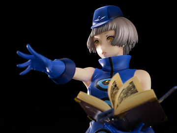 P4U」に登場するエリザベスを1/8スケールで立体化したフィギュアが