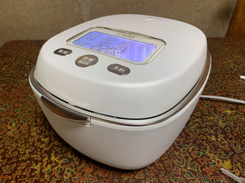 奮発して高級炊飯器を購入した。長く使えそうなタイガー「JPL-A100
