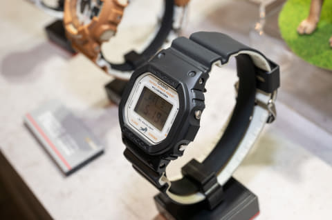 G-SHOCK、“柴犬”モチーフのカラバリが登場 - Impress Watch