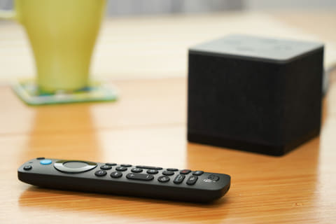 Fire TV Cubeで使える多機能リモコン「Alexa対応音声認識リモコン Pro