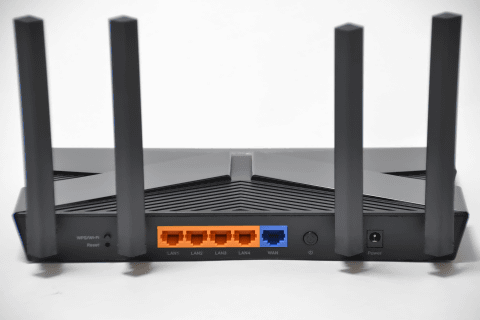 Wi-Fi 6と3コアCPUで高速かつ広範囲につながる！ テレワークにも最適な