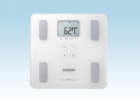 オムロン、測定データがスマホに自動転送される体組成計 - 家電 Watch