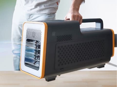 サンコー、片手で持ち運べるスポットクーラー。室温検知センサーも搭載