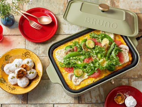 BRUNO、人気のホットプレートに2021年春夏限定の3色 - 家電 Watch