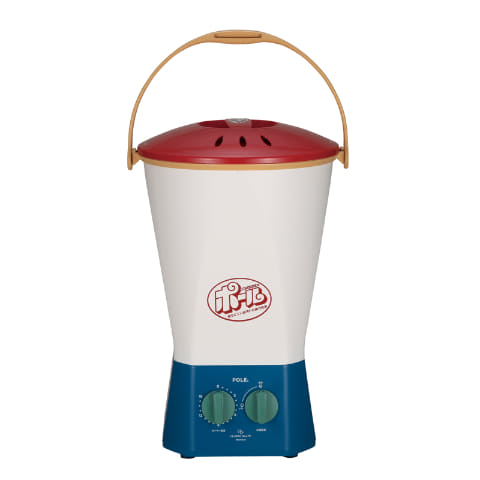 泥だらけのユニフォームを分け洗いできるバケツ型洗濯機 - 家電 Watch