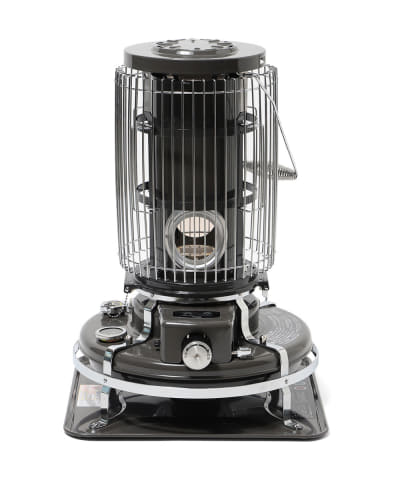 アラジン、BEAMSコラボの限定ストーブ「深緑色」。人気色も再販 - 家電