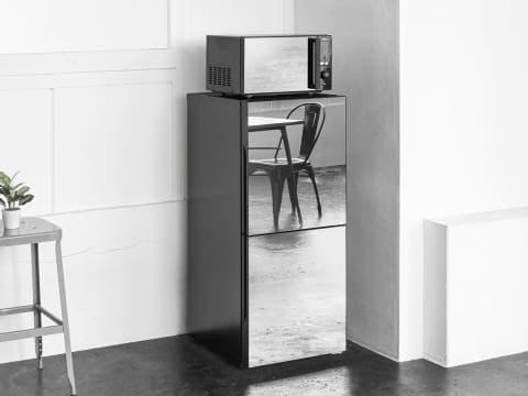 一人暮らしの部屋を広く見せるミラー冷蔵庫、ツインバード - 家電 Watch