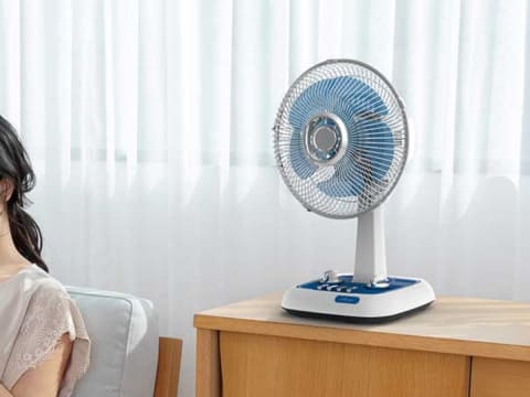 昭和レトロなミニ扇風機、小泉成器 - 家電 Watch