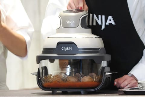揚げ物カリッとジューシー、Ninjaの卓上調理家電 - 家電 Watch