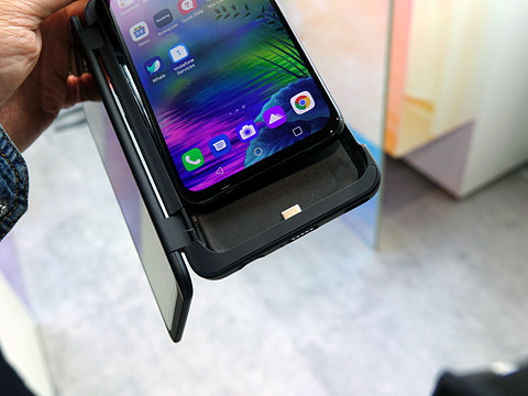 LG、デュアルスクリーンスマホの「G8X ThinQ」発表 - ケータイ Watch