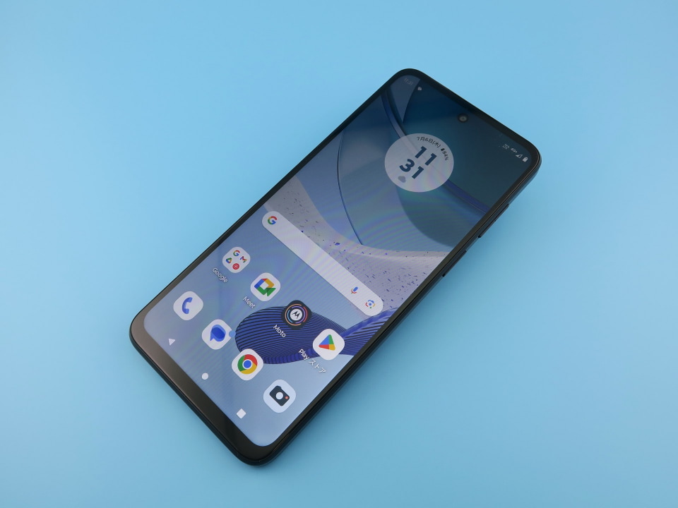 moto g53j 5G」と「moto g53y 5G」、FeliCa搭載でスリムな5G対応