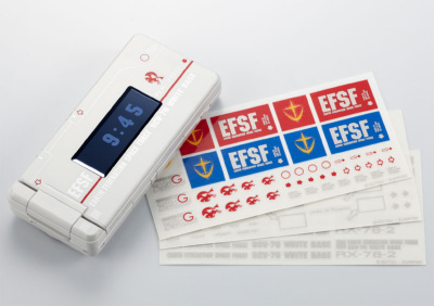 ソフトバンク、ガンダムケータイ「945SH G Ver.GP30th」10日発売