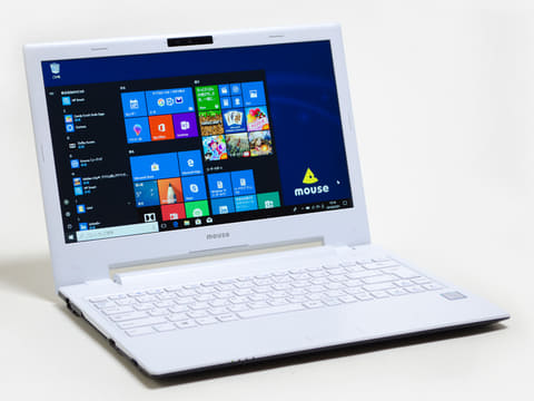 西川和久の不定期コラム】バッテリ着脱可能な第8世代Core搭載13.3型