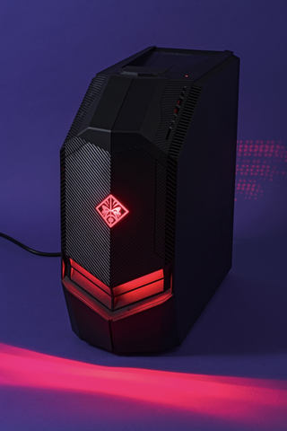 戦闘力みなぎる面がまえ。使い勝手にも優れる高性能ゲーミング