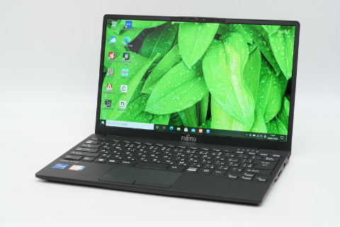 Hothotレビュー】1kg切りどころじゃない! 634gの超軽量13.3型ノート