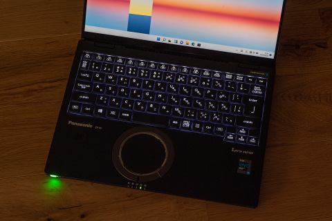 Windows 11搭載のレッツノート史上最強「FV1」を旧製品と徹底比較して