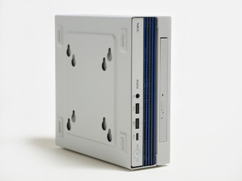 西川和久の不定期コラム】約1Lの筐体に第12世代Coreを搭載した